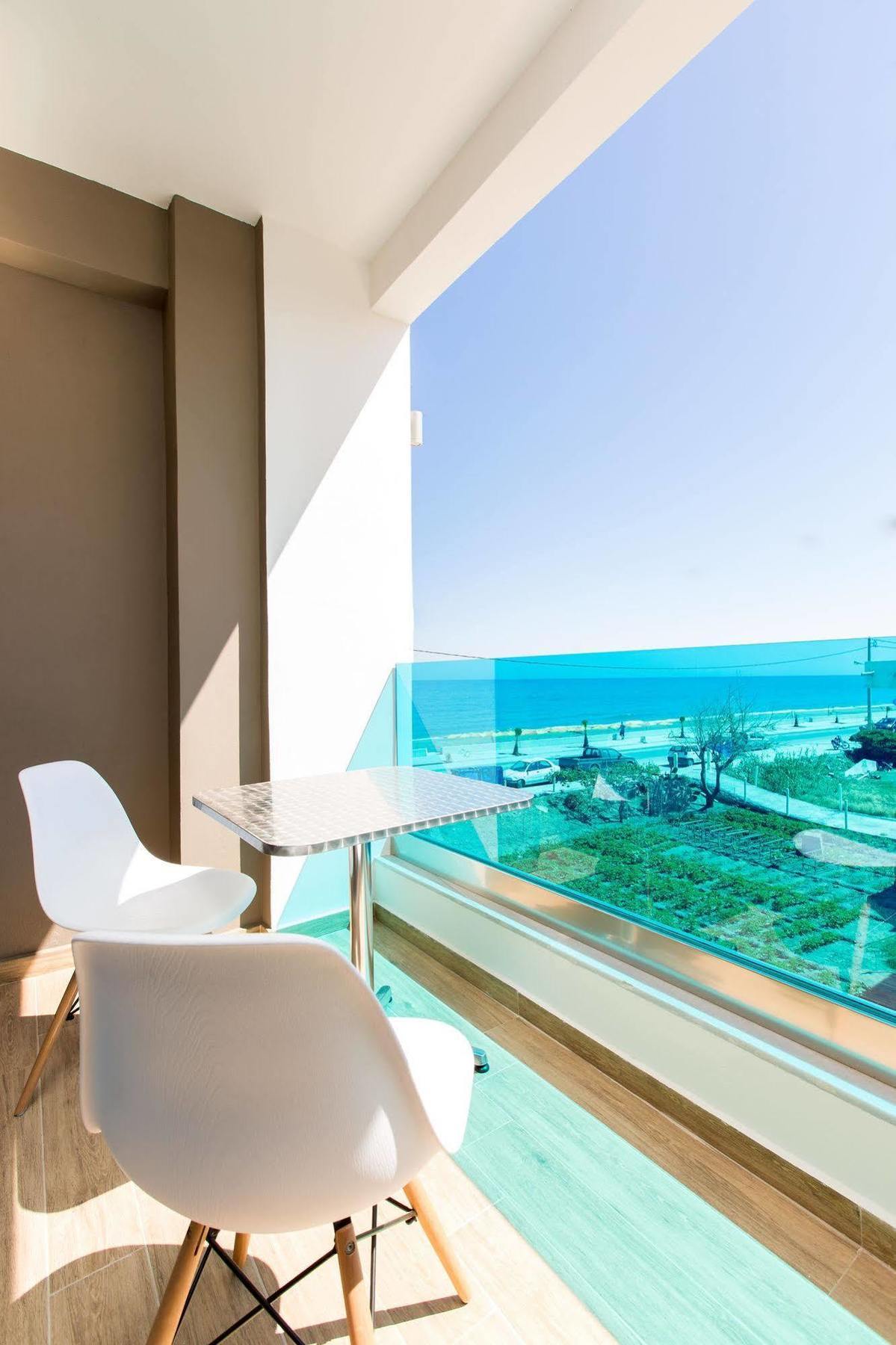 Golden Coast Seaside Apartments Ρέθυμνο Εξωτερικό φωτογραφία